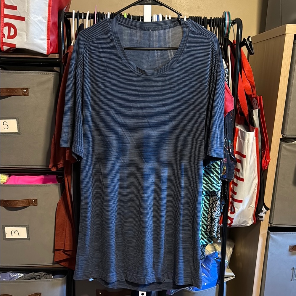 Men’s Lululemon Short Sleeve Tee ~Sz XXL Heathered Navy Blue Stripe M66